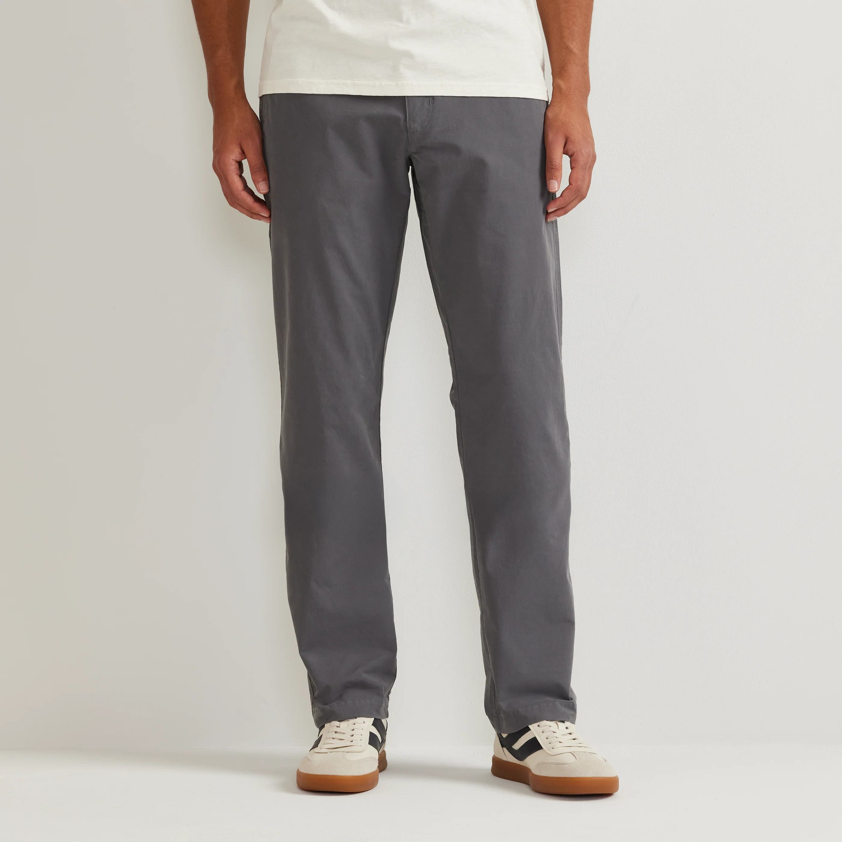 Men's Getaway Flex 2.0 Classic Fit Chino Pants - Image 8