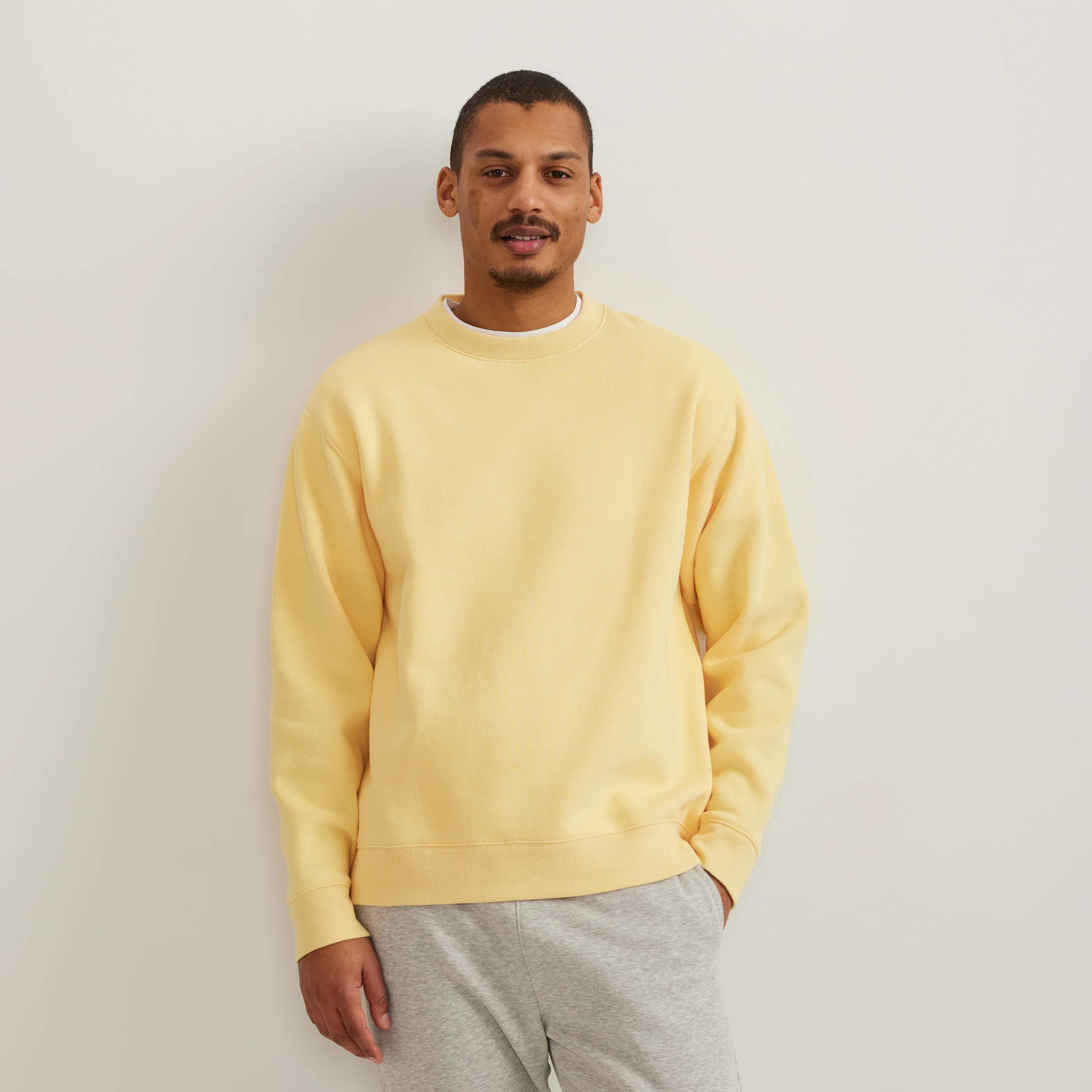 Men's Vintage Soft Crew Sweatshirt - Image 6