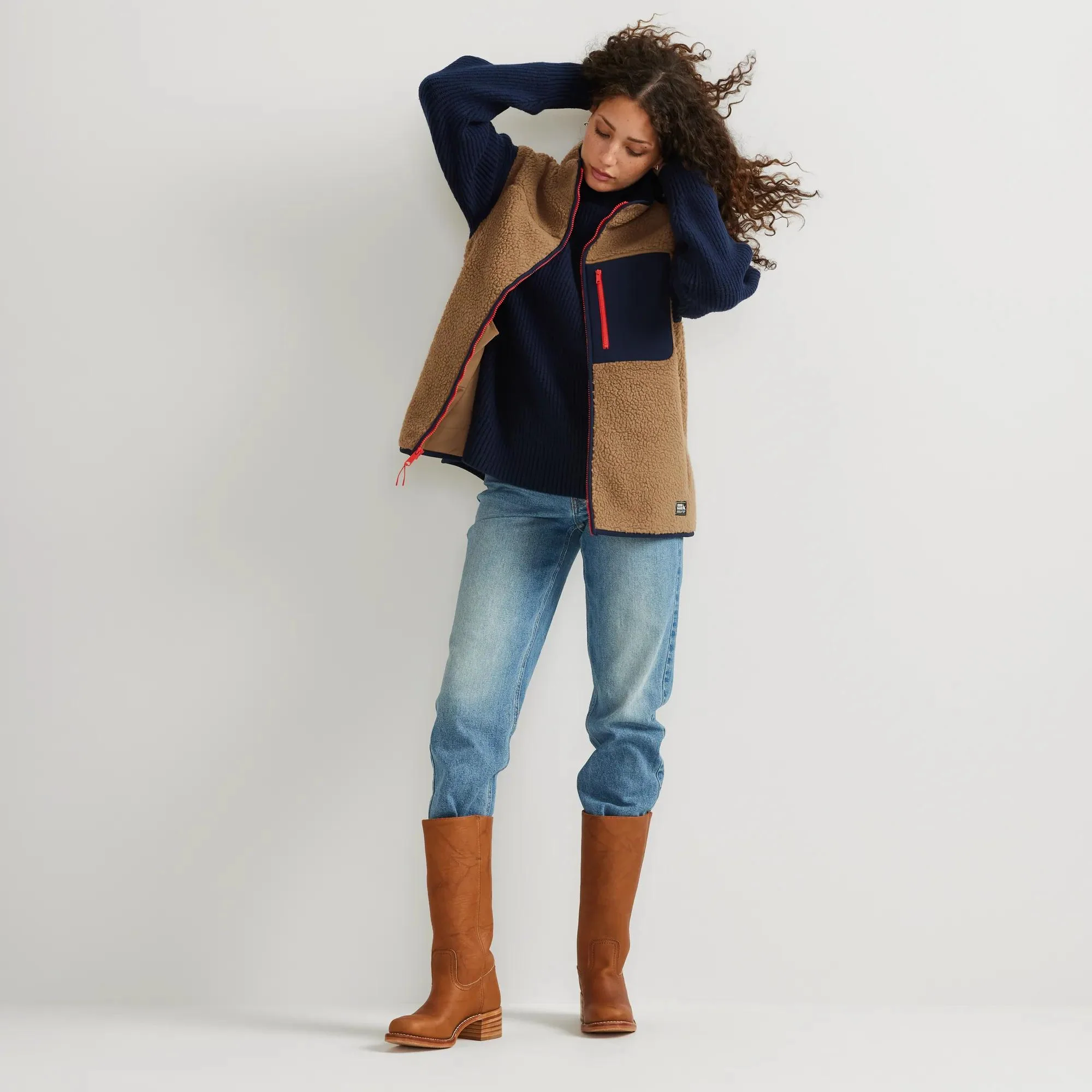 Women's Chilali Faux Shearling Fleece Vest - Image 7