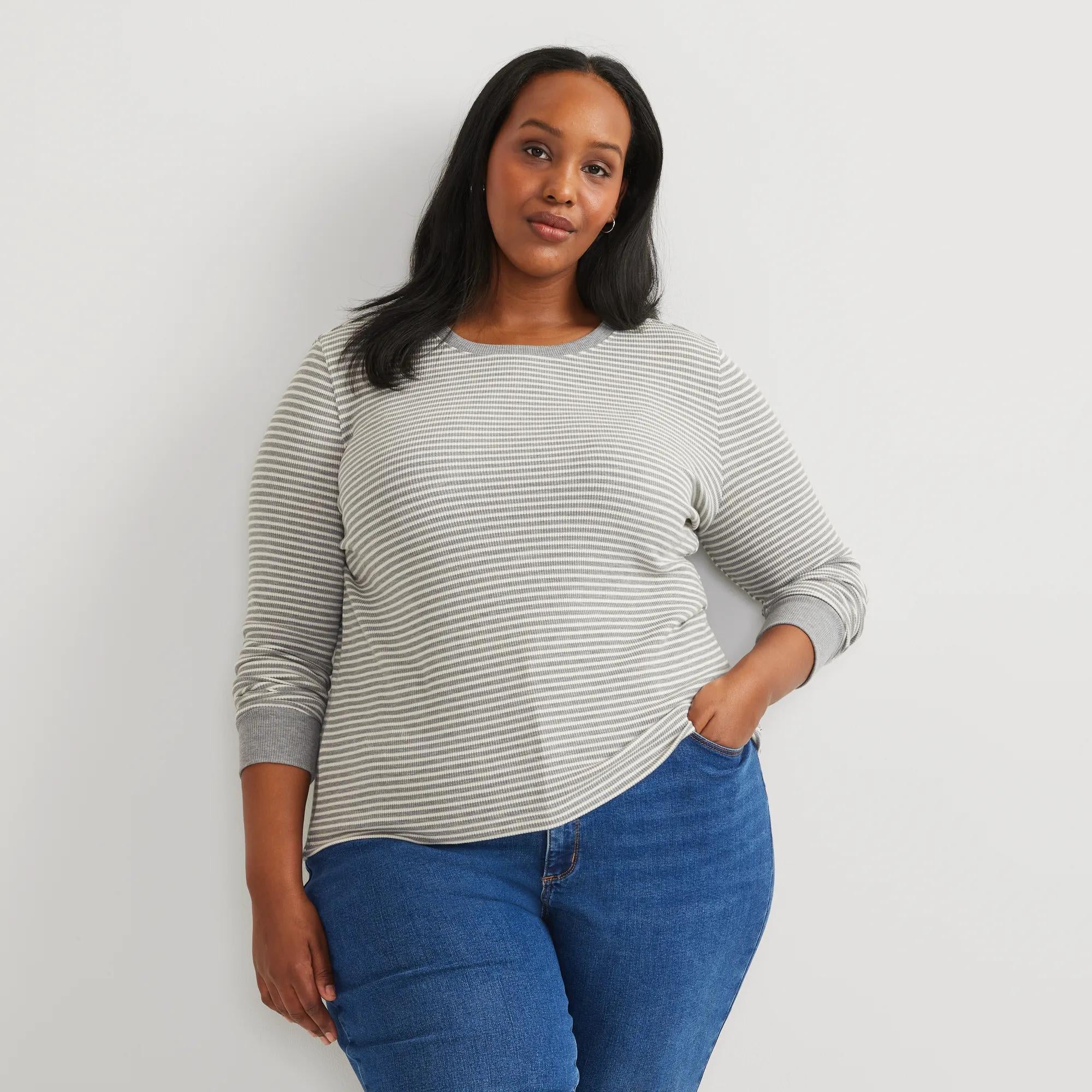 Women's Infinity Thermal Crew - Image 4