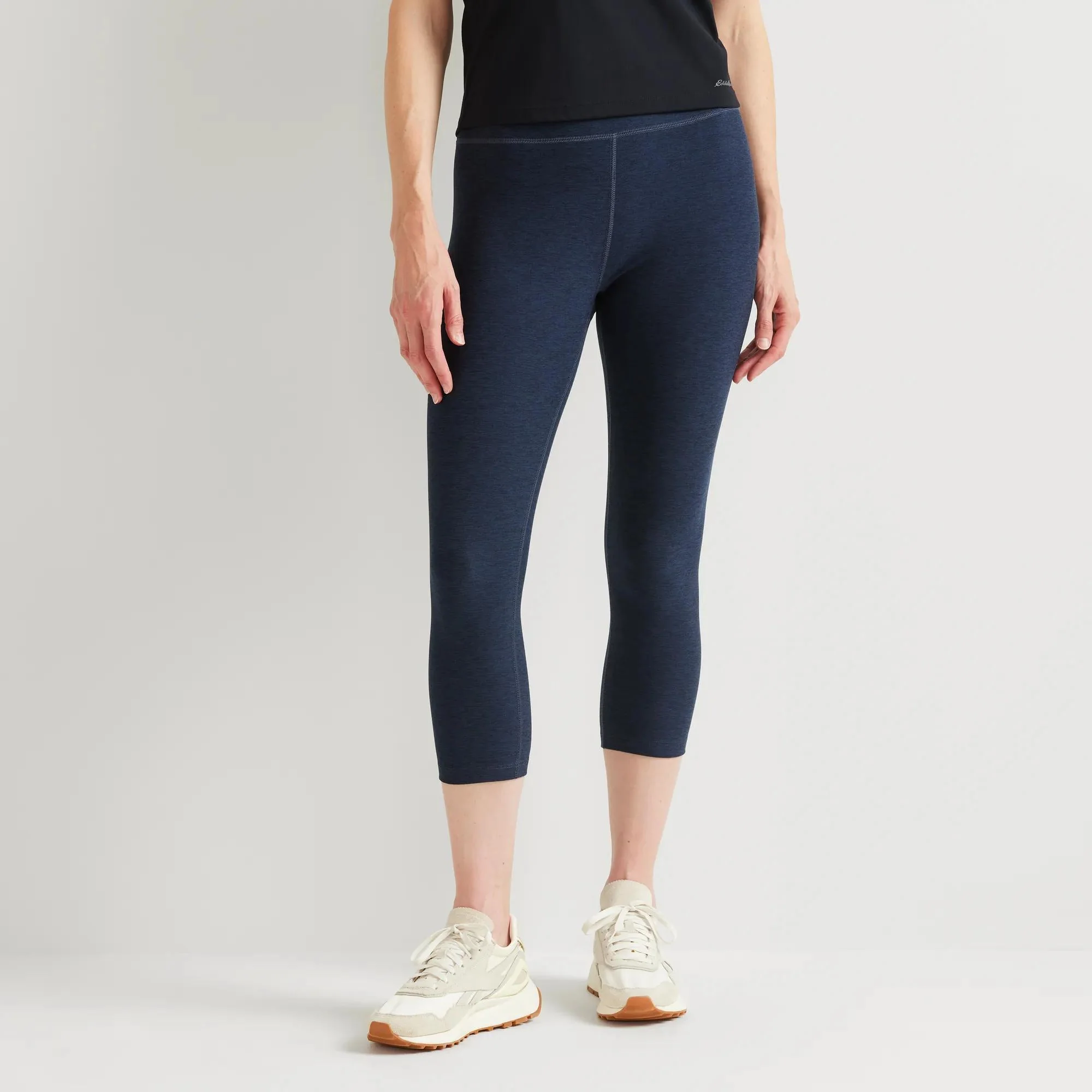 Women's Train Ascent 2.0 High-Rise Capri Leggings - Image 3