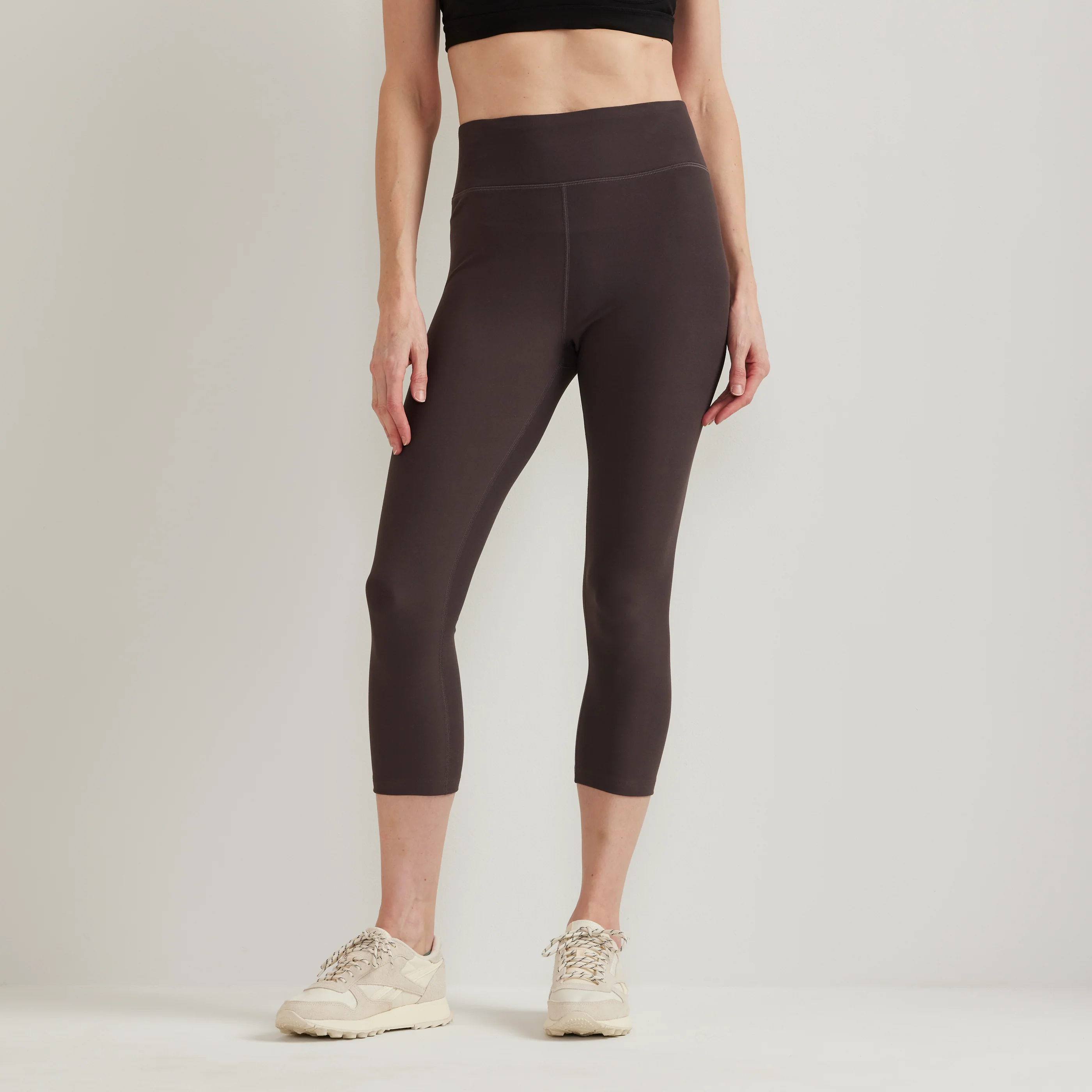 Women's Train Ascent 2.0 High-Rise Capri Leggings - Image 7
