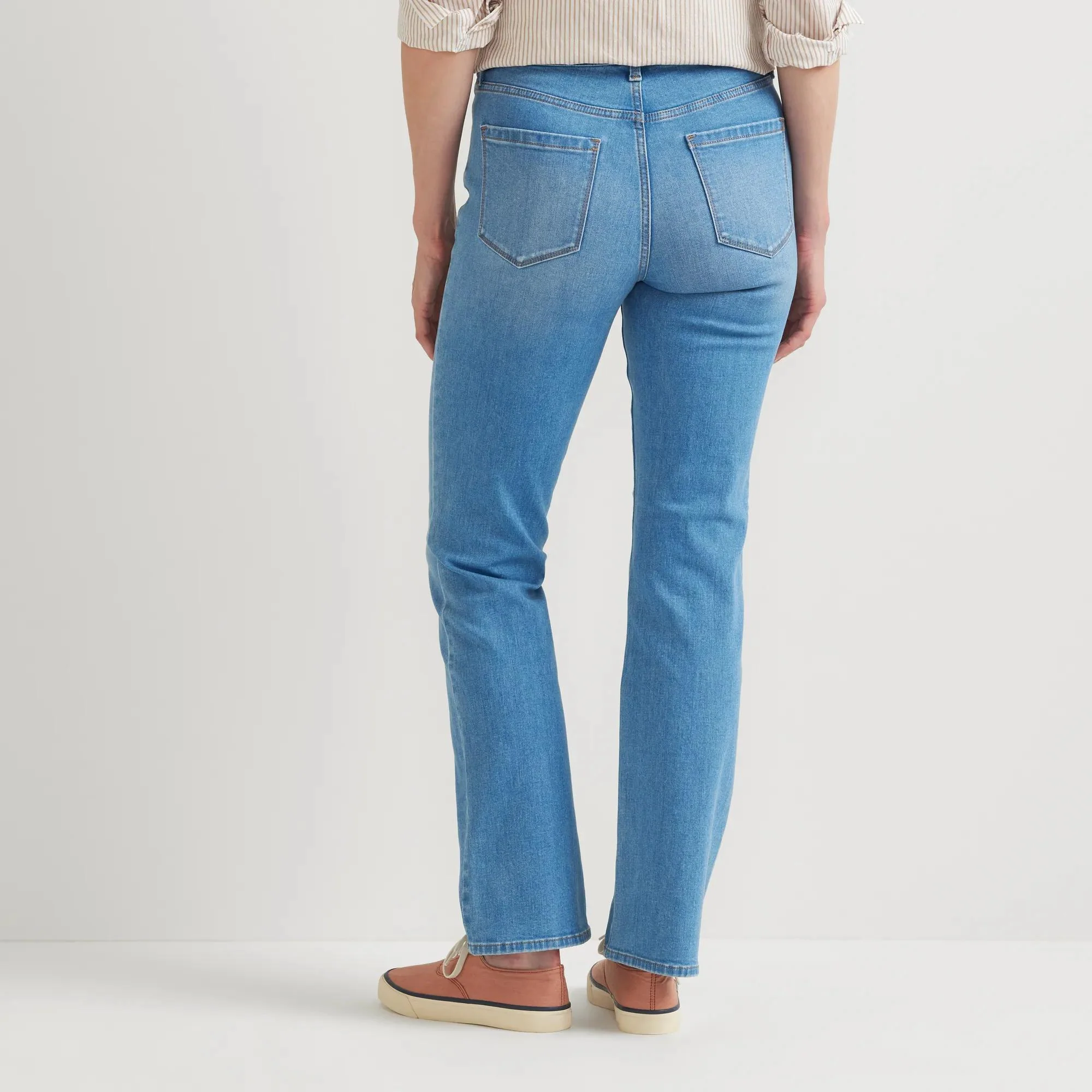 Women's Venture Stretch High-Rise Bootcut Jeans - Image 5
